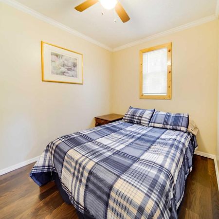 Geneva Cottage With Patio - Walk To Park, Lake Erie! Extérieur photo