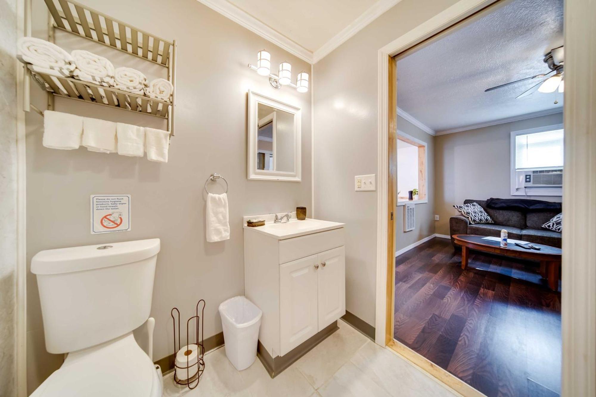 Geneva Cottage With Patio - Walk To Park, Lake Erie! Extérieur photo